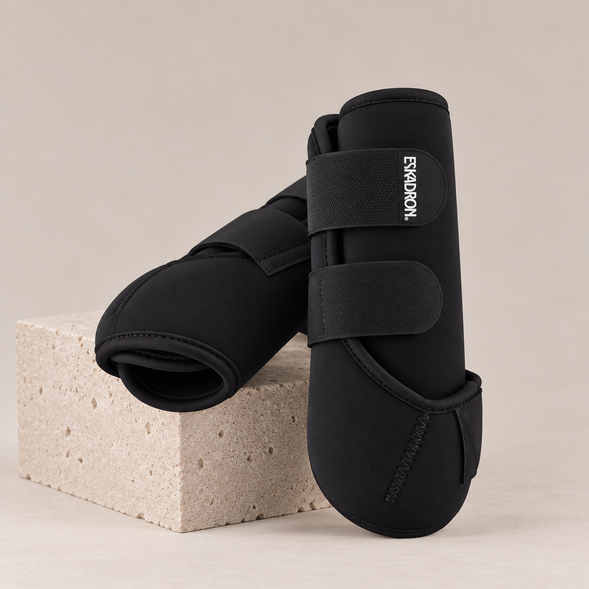 Eskadron Pro Dressage Air Tendon Brushing Boots Black
