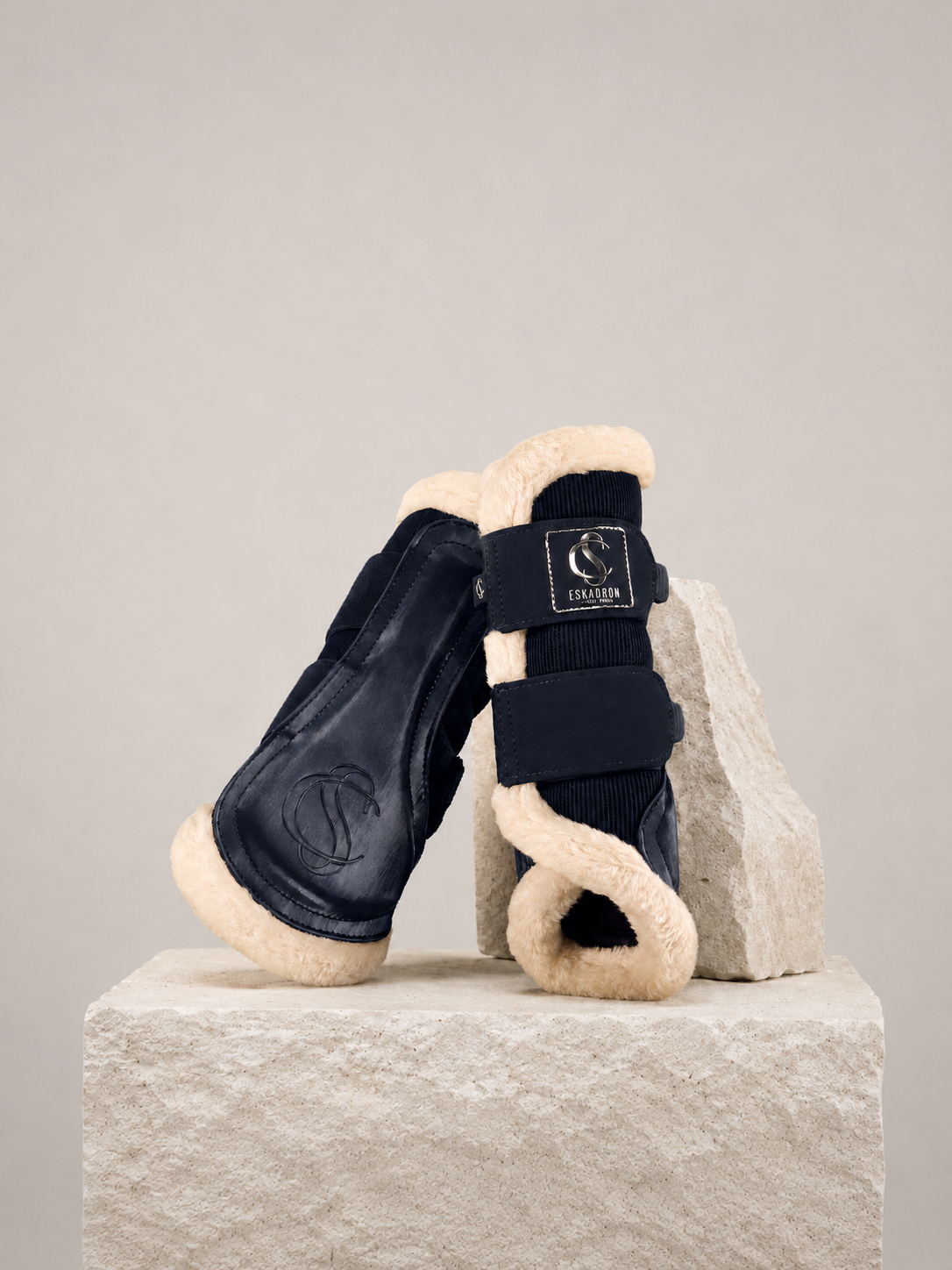 Eskadron Classic Tendon Boots MESH Faux Fur Navy