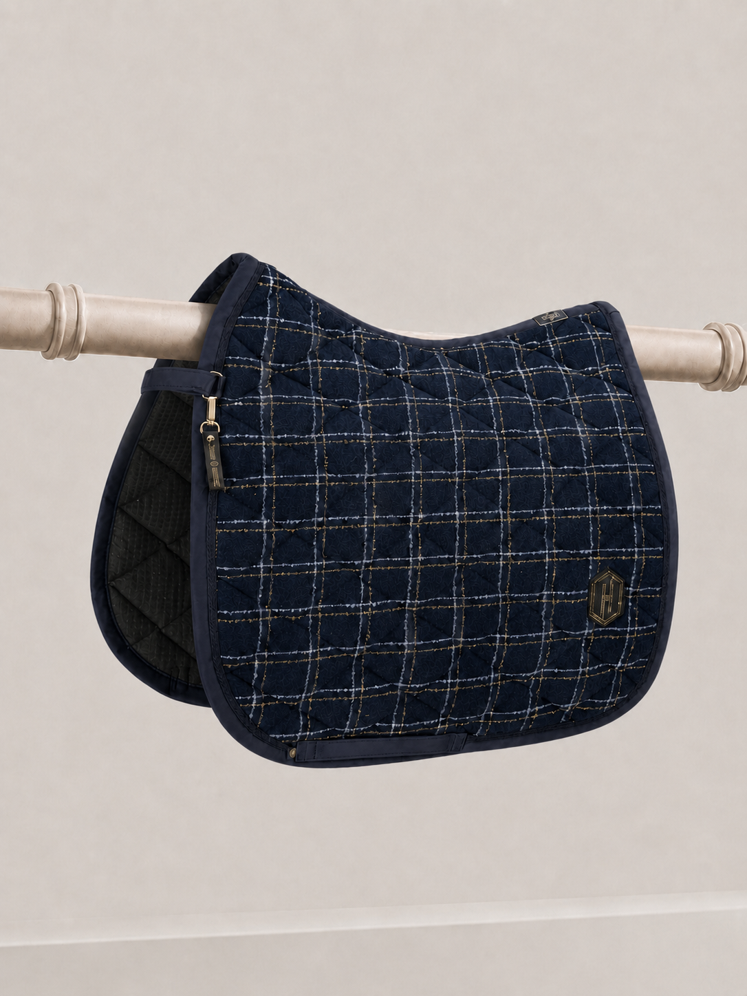 Eskadron Saddle Pad Bouclé Emblem Heritage