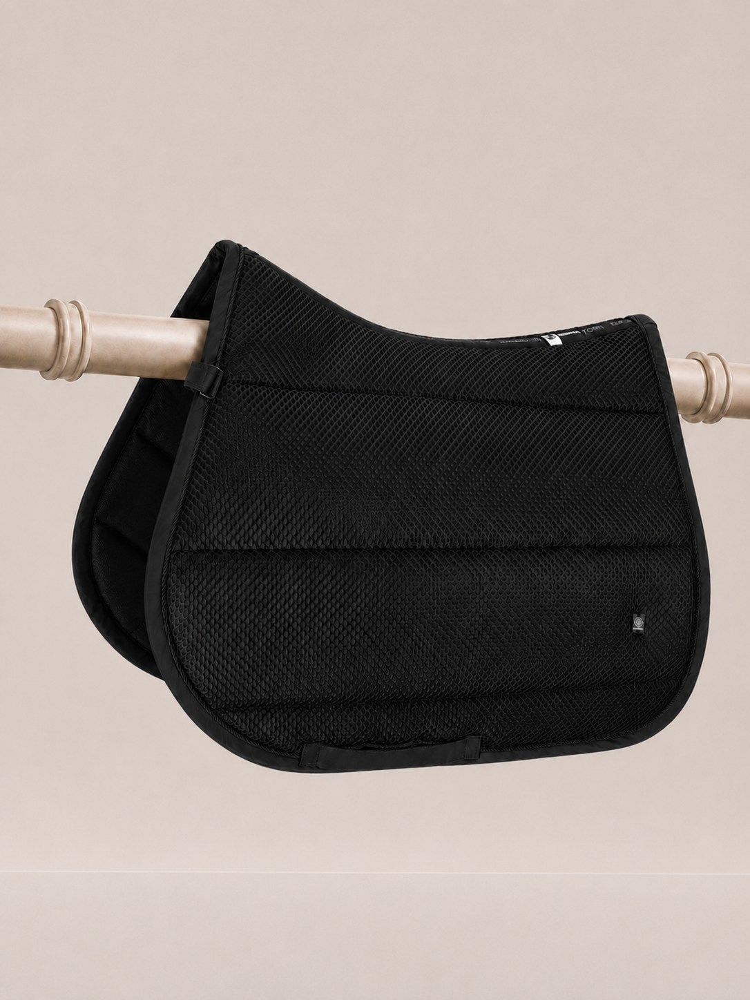 Eskadron Ultimate Mesh Jumping A/P Saddle Pad Black