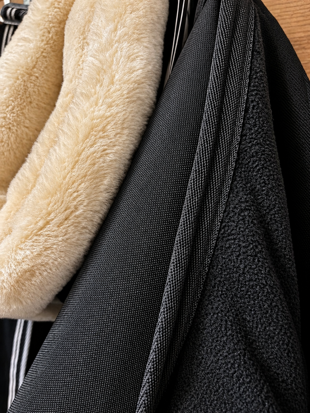 Eskadron Delta II Walker/Stable System Sheet Lightweight Rug Black