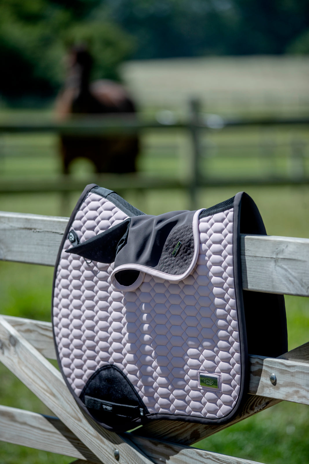 Catago FIR-Tech Grand Saddle Pad Jump AP