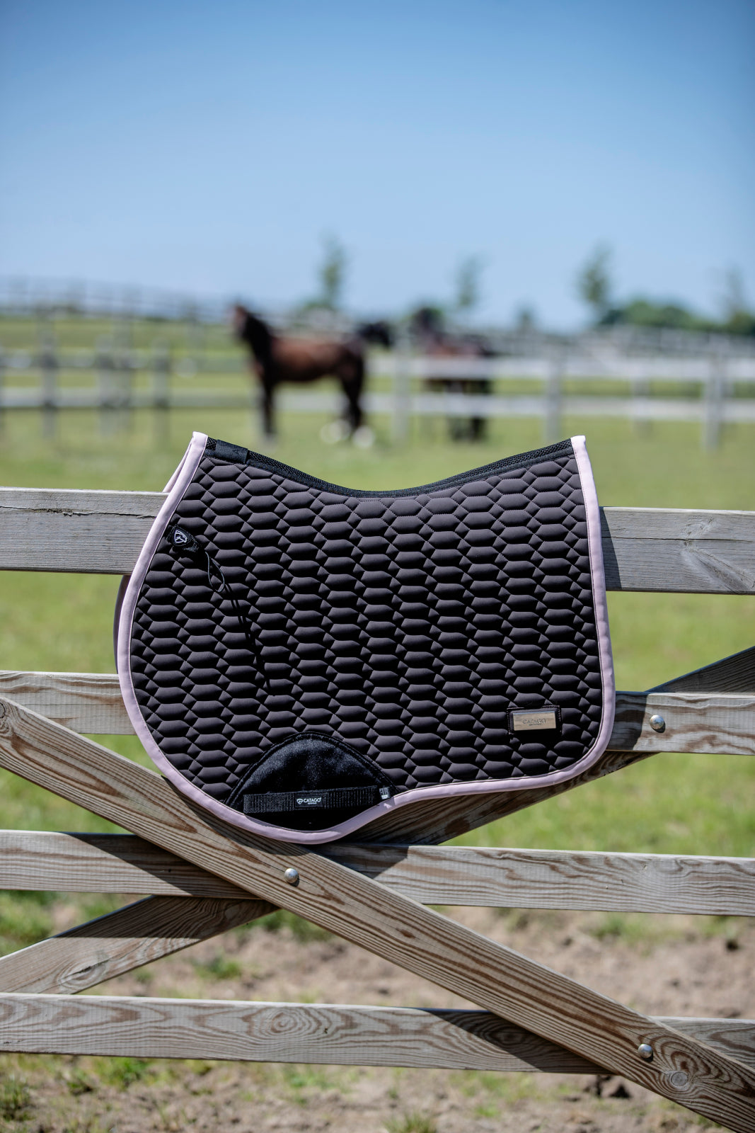 Catago FIR-Tech Grand Saddle Pad Jump AP