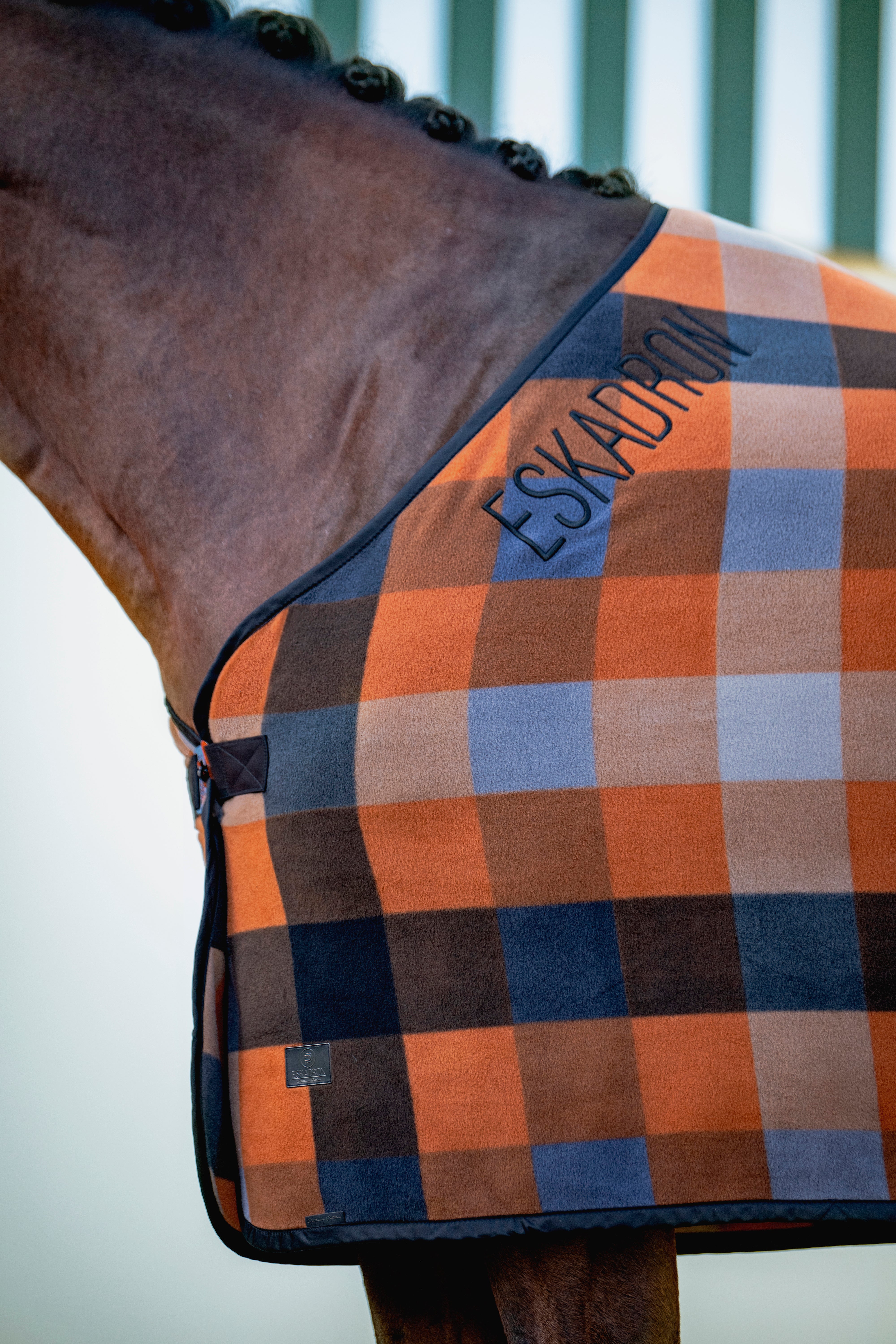 Eskadron Platinum 2026 Orange Check fleece Cooler