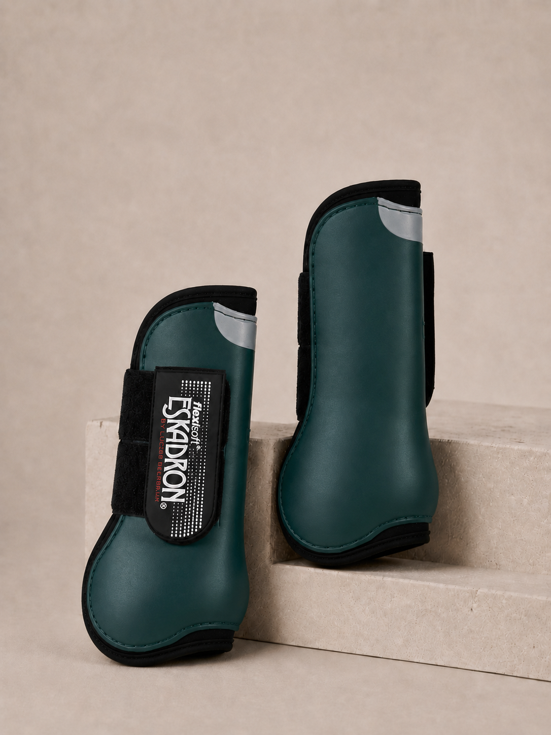 Eskadron Flexisoft Tendon Leg Protection Boots Fronts Racing Green