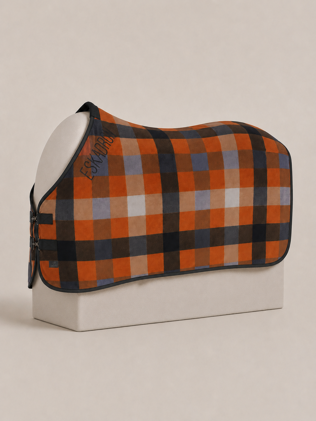 Eskadron Platinum 2026 Orange Check fleece Cooler