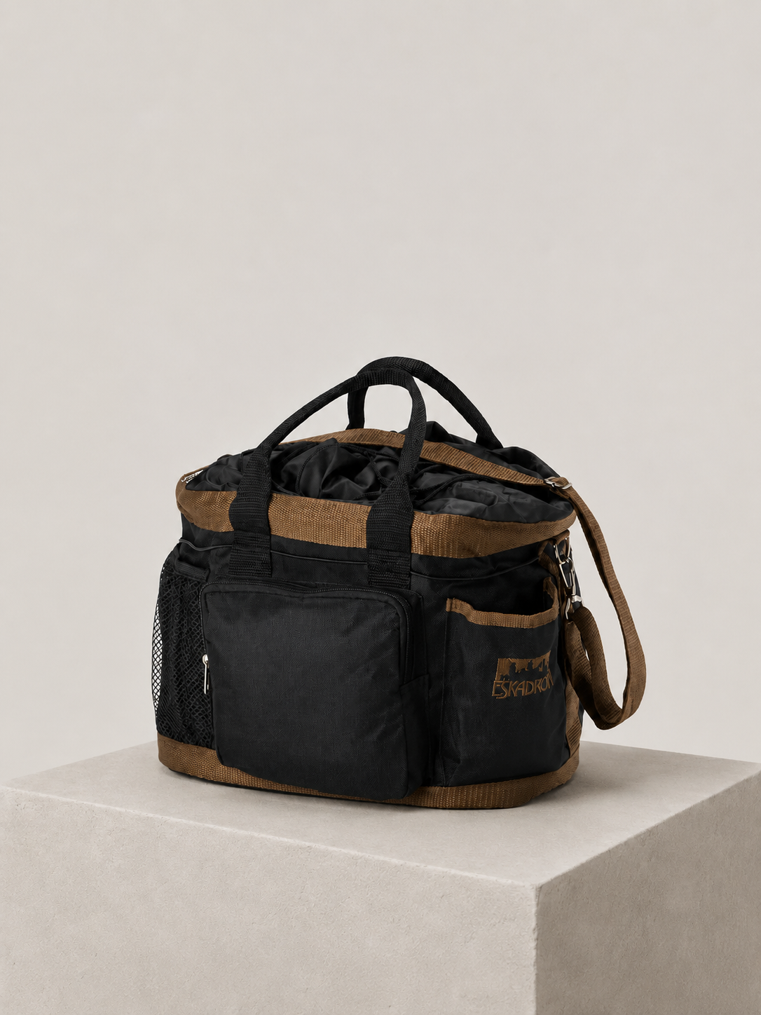 Eskadron Grooming Tote/Bag