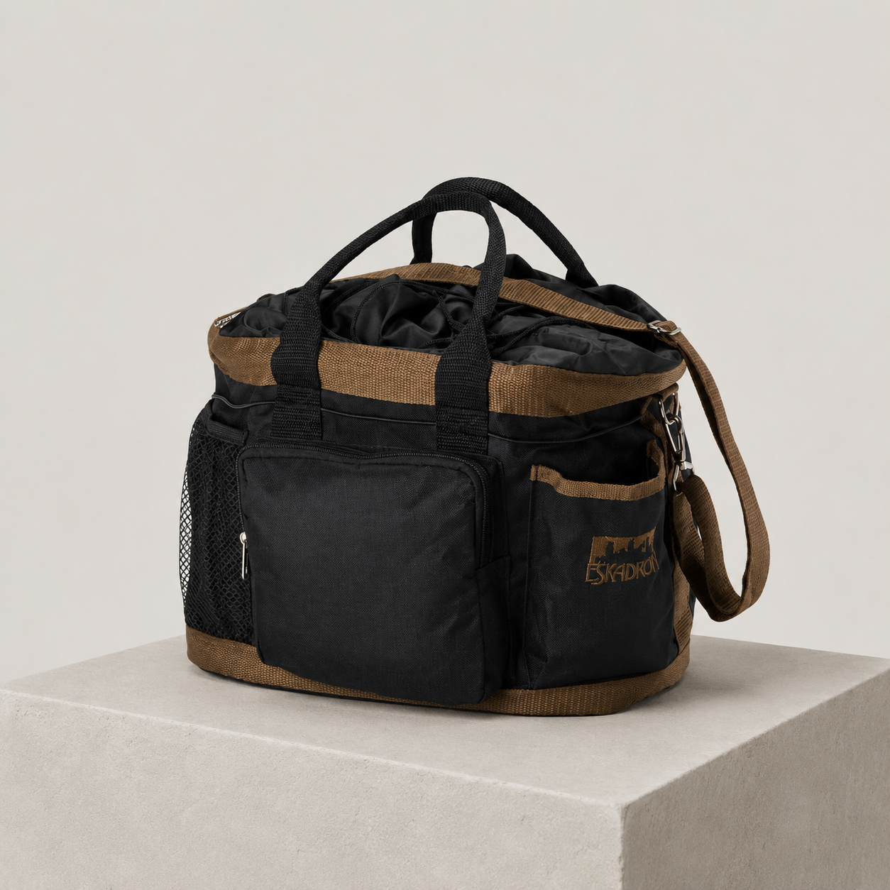 Eskadron Grooming Tote/Bag