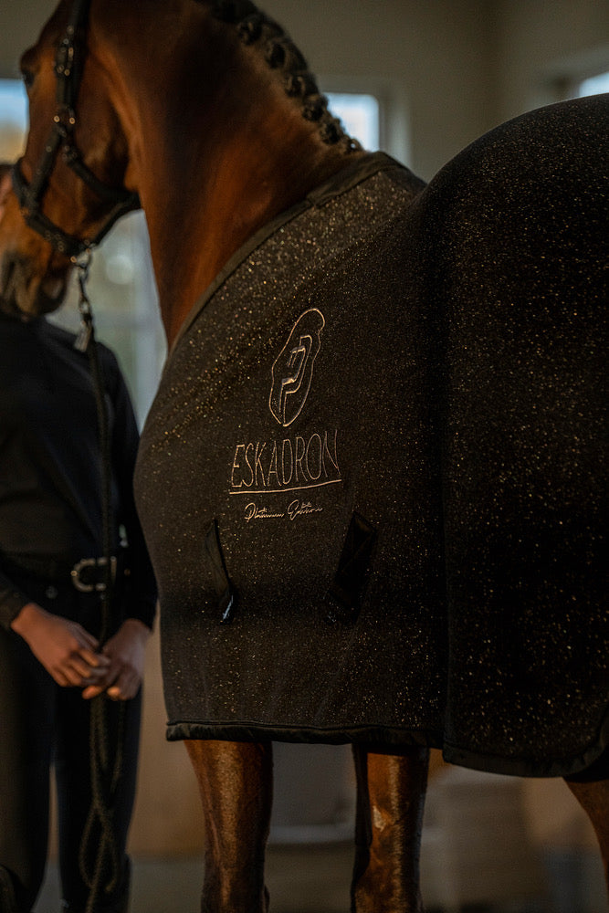 Eskadron Platinum 2026 Jersey Sparkle Sweat Rug Black