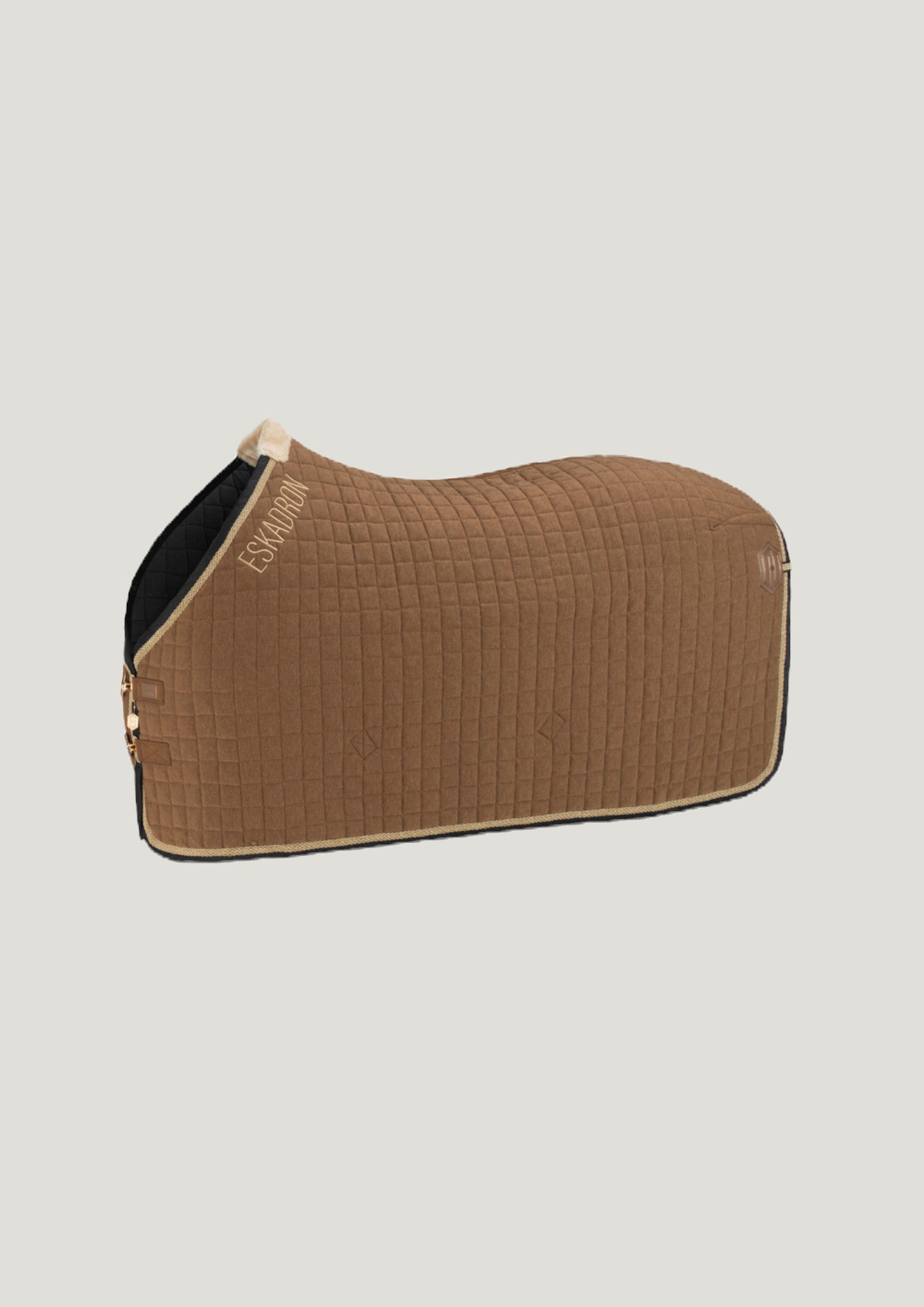 Eskadron Heritage Quilted Cooler Sweat Rug Almond Brown