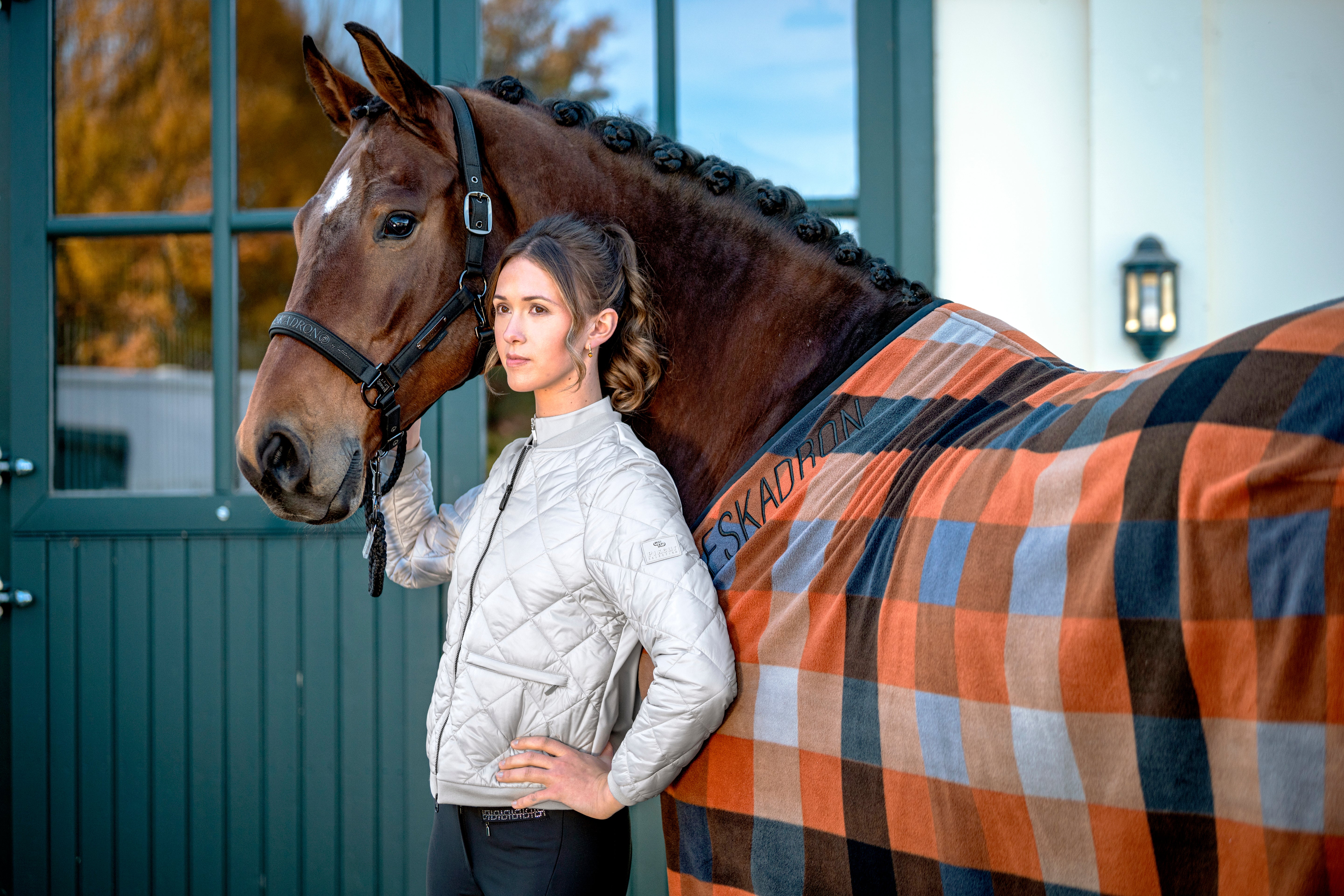 Eskadron Platinum 2026 Orange Check fleece Cooler